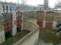     150  300  <br> 4    